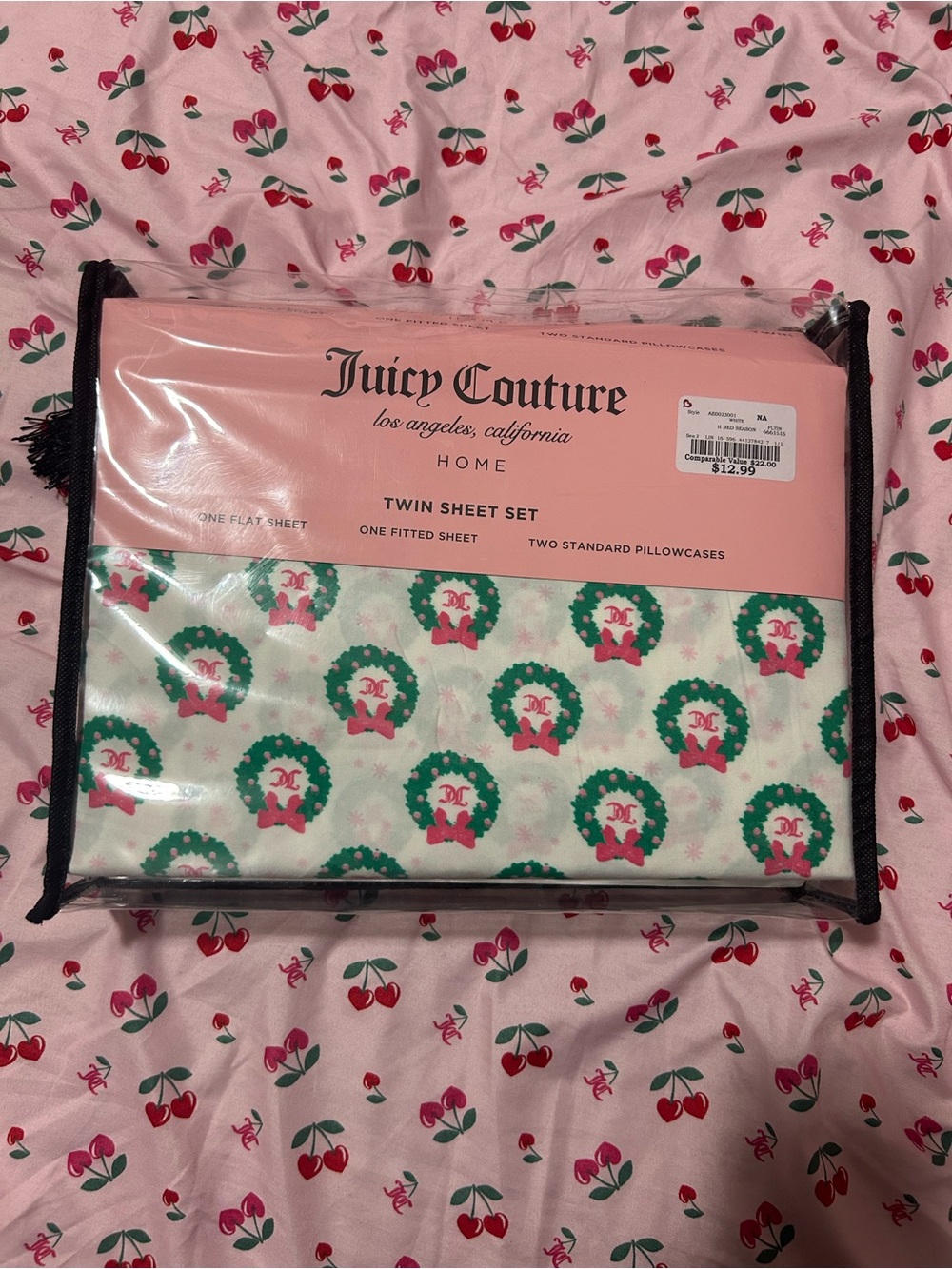 Christmas wreathes Juicy Couture flat sheet